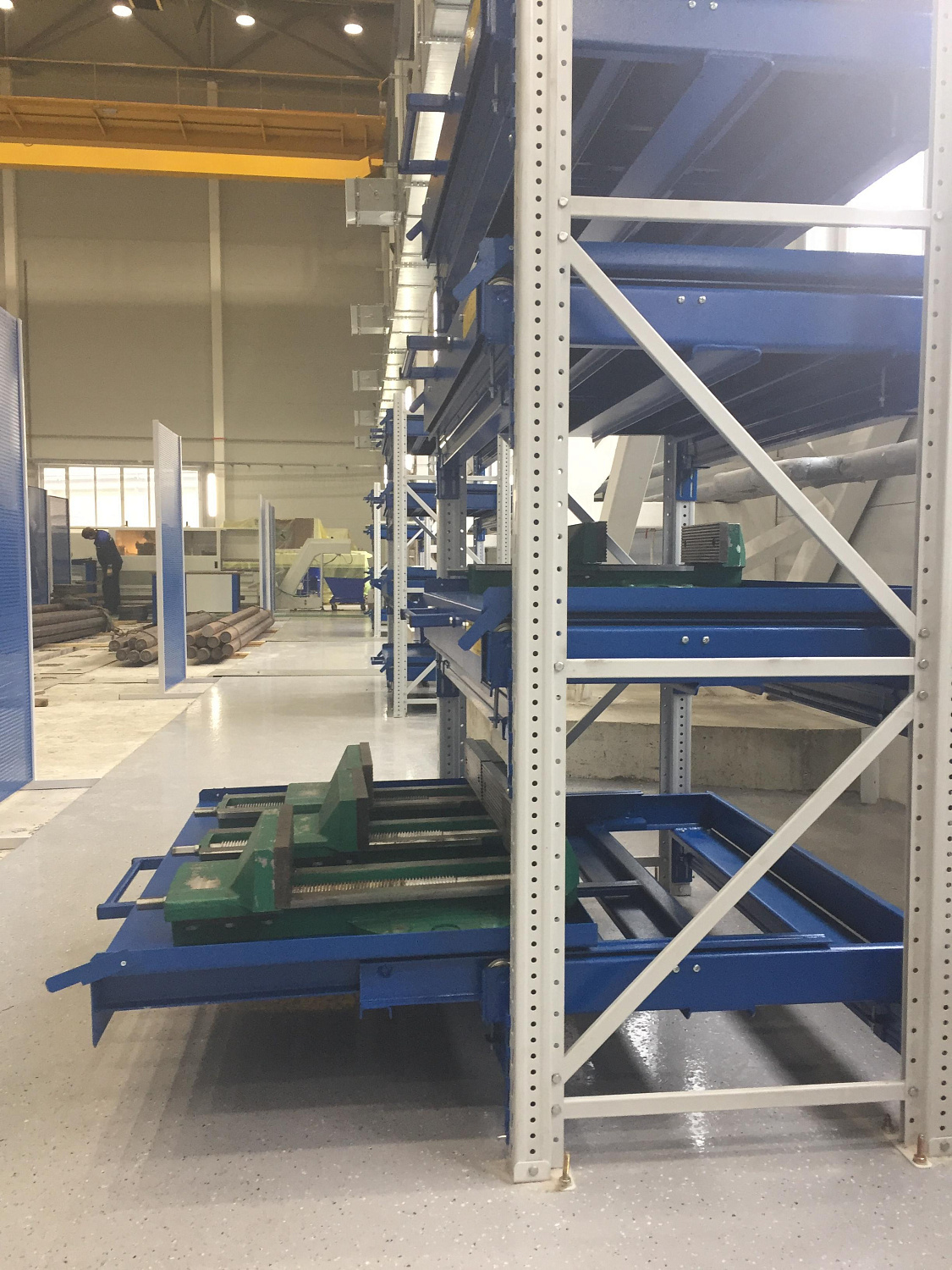 ER-00023397 Стеллаж с выкатными платформами S-HEAVY 1000/900 (3 яруса хранения)