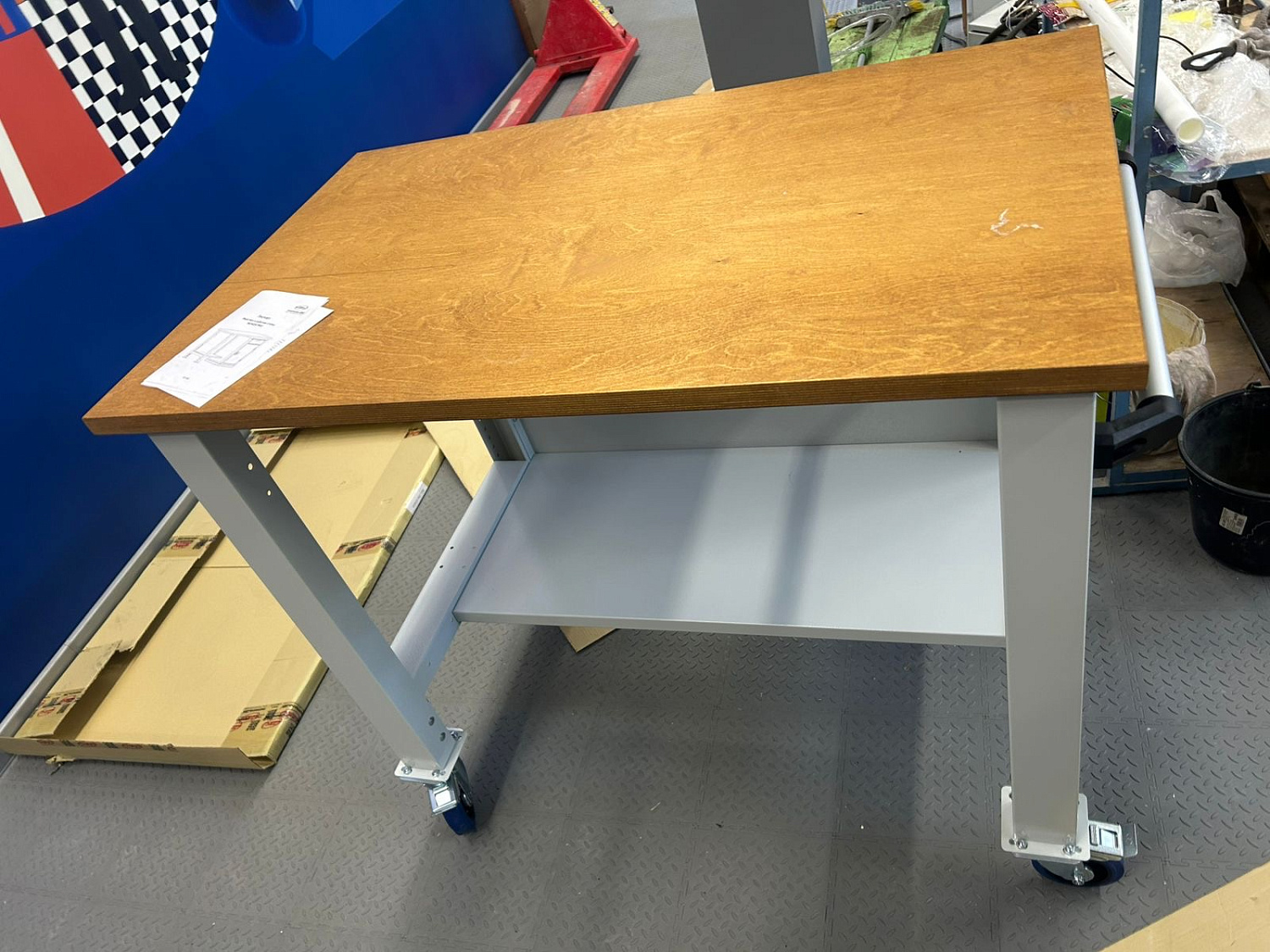 ER-00035633 Стол рабочий мобильный WOKER PRO 01.1000